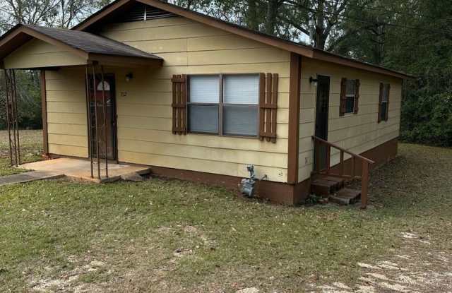 712 S. Park St., Greenville photos photos