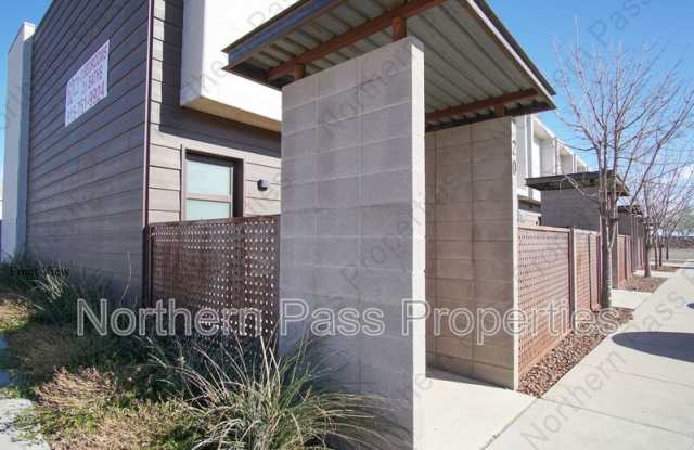 6262 Woodrow Bean Gallery 1