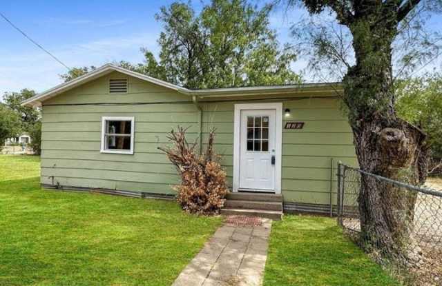 120 N Buchanan St photos photos