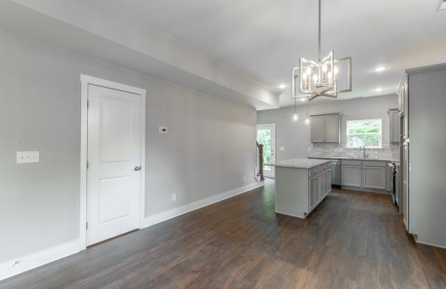4716 Heiskell Drive Gallery 2