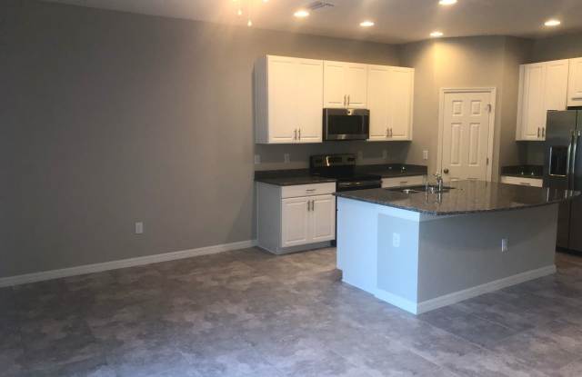 7128 Summer Holly Place Gallery 3