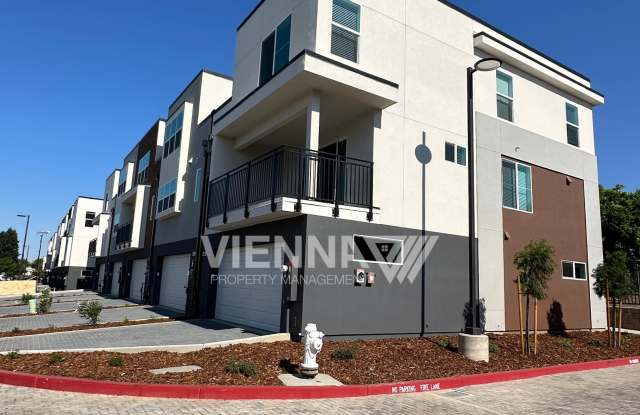 8066 Quiet Knolls Dr Gallery 2