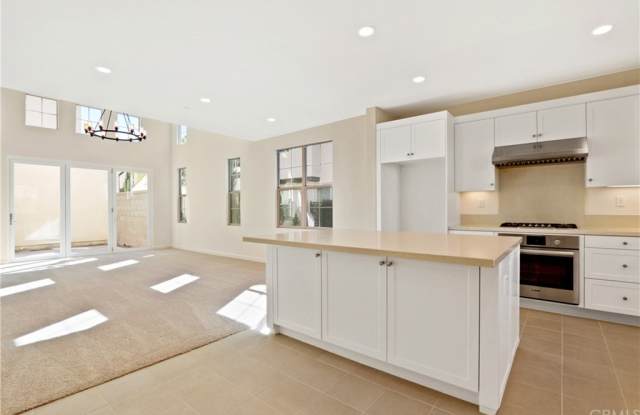 174 Augustine Gallery 3