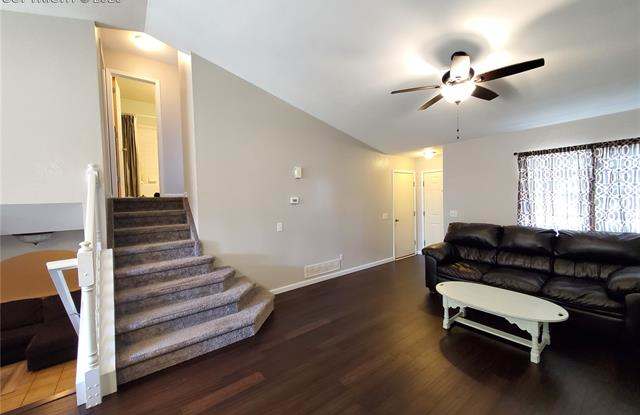5225 Almont Avenue Gallery 4