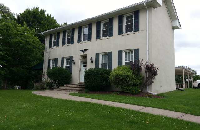 2785 Beaver Grade Road - 2785 Beaver Grade Road, Allegheny County, PA 15108