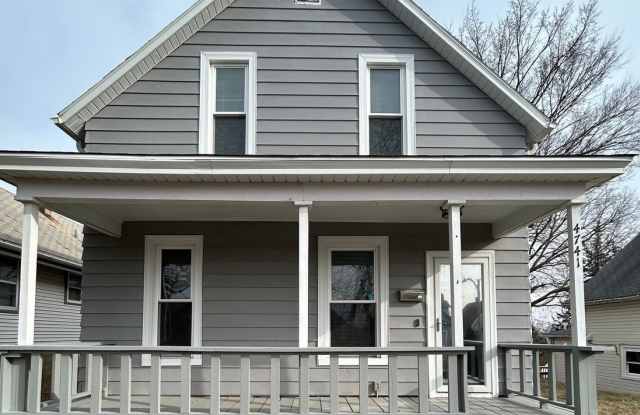 Coming Soon! Updated  Cozy 4-Bedroom Home photos photos