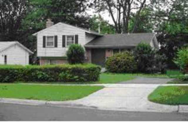 5008 Macon RD. - 5008 Macon Road, North Bethesda, MD 20852