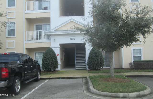 8226 GREEN PARROT Road unit: 202 photos photos