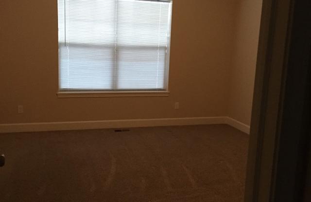 236 Fox Hills Dr. Gallery 1