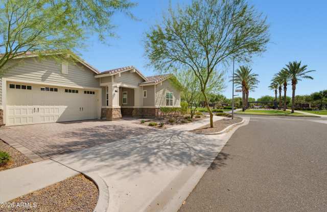 2024 W ANDALUSIAN Trail W Gallery 3