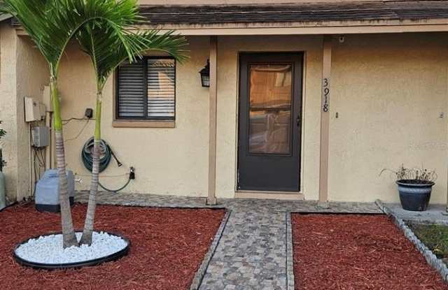 3918 OAK LIMB COURT photos photos