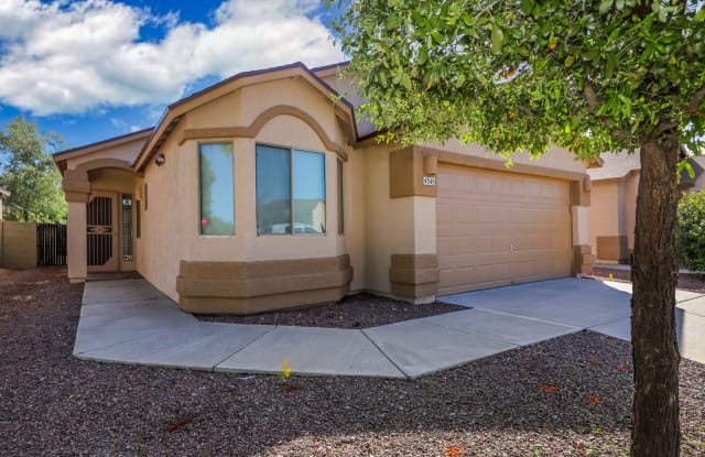 4345 East Ocotillo Desert Trail Gallery 2