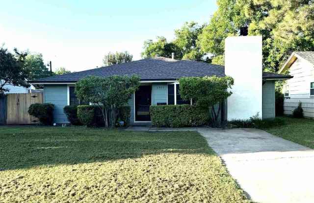 2953 STEARNS AVENUE photos photos