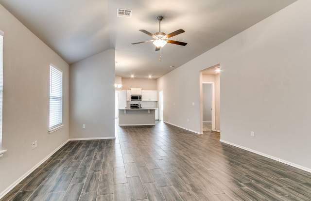 1301 Harvest Trail Gallery 4
