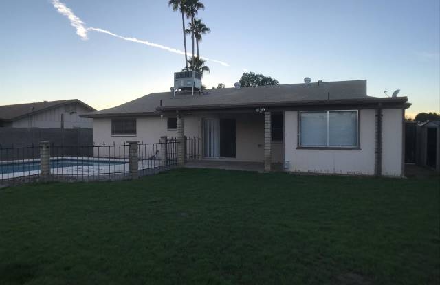 4735 S COUNTRY CLUB Way Gallery 3