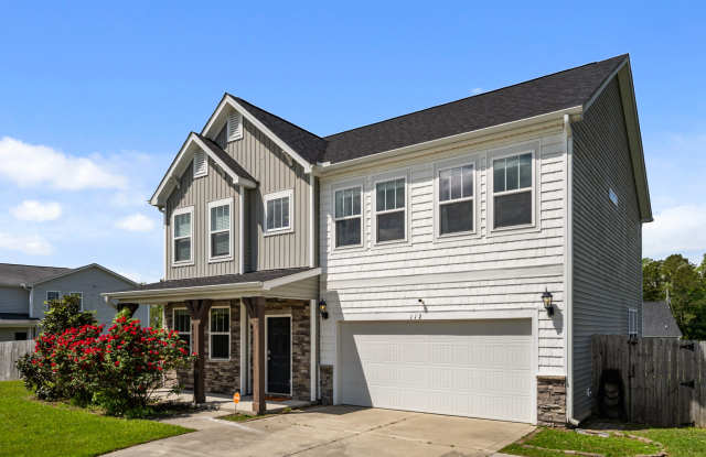 112 Moss Creek Drive Gallery 1