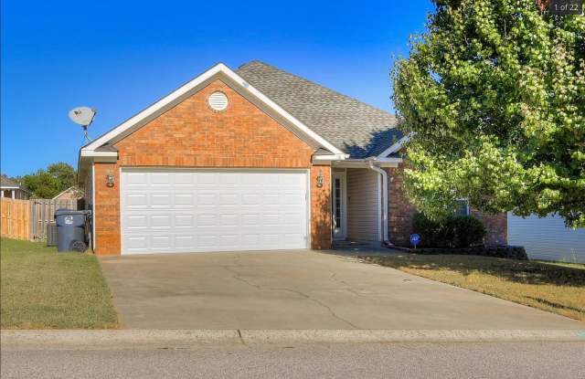 Beautiful Grovetown Ranch Gallery 1