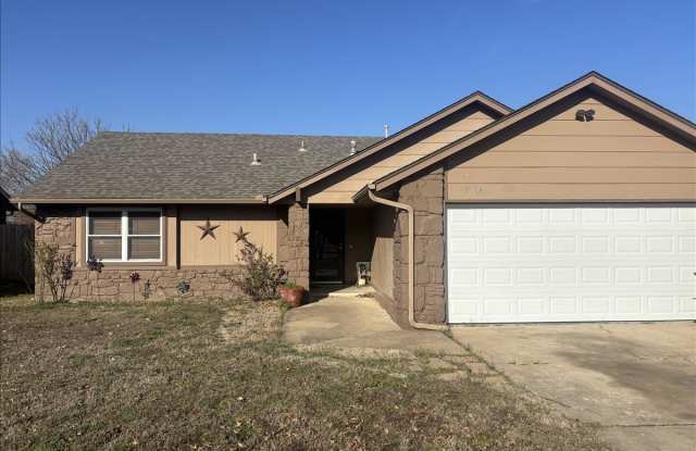 3114 South Maple Place photos photos 3114 South Maple Place photos photos