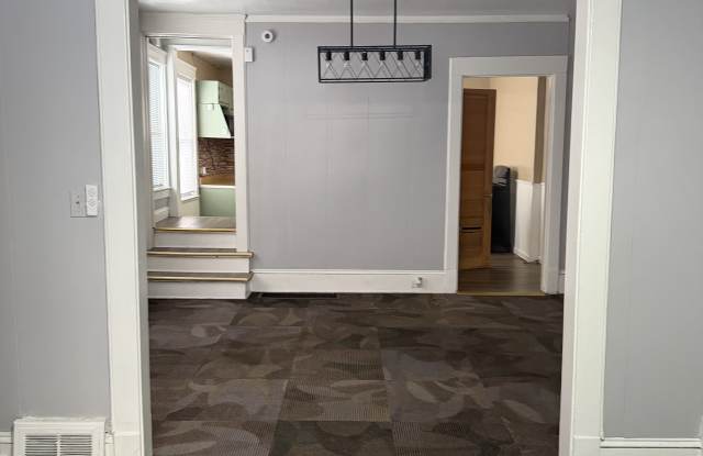 3183 W 99th St photos photos