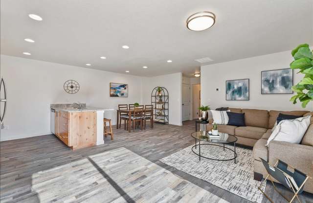 3 Bedroom, 2 Bath Home w/2 Car Garage in Desirable Nampa Location! - 74 South Drifter Loop, Nampa, ID 83651