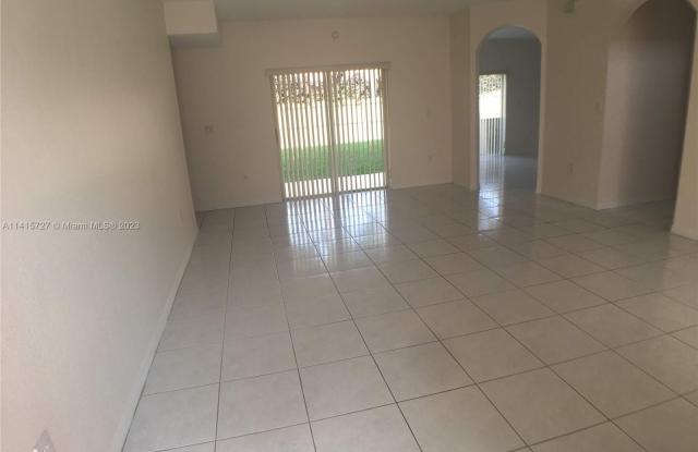 16131 SW 151st Ter Gallery 2