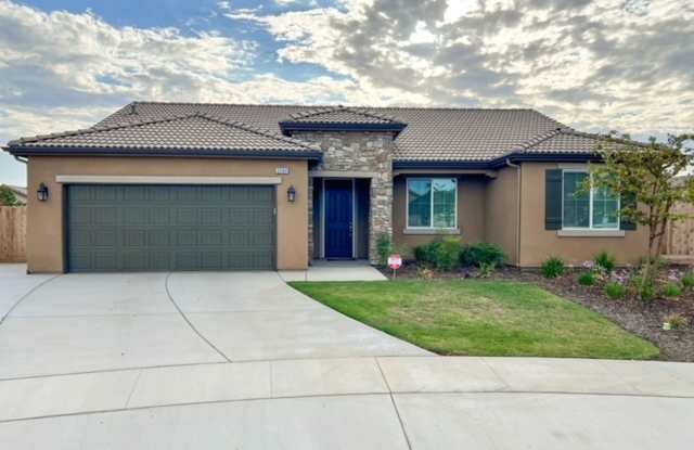 Beautiful 3 Bedroom 2 Bathroom in NW Visalia! Gallery 1