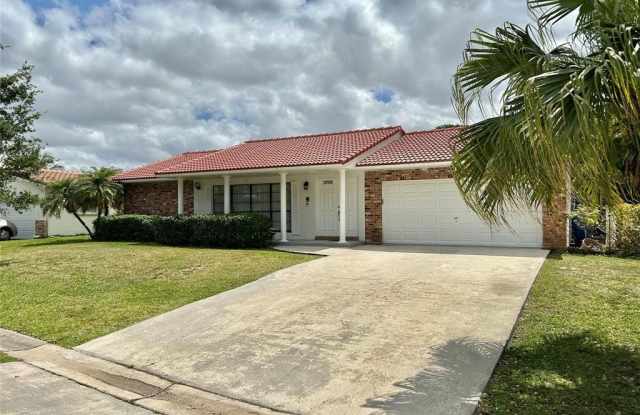 12104 NW 29th St photos photos