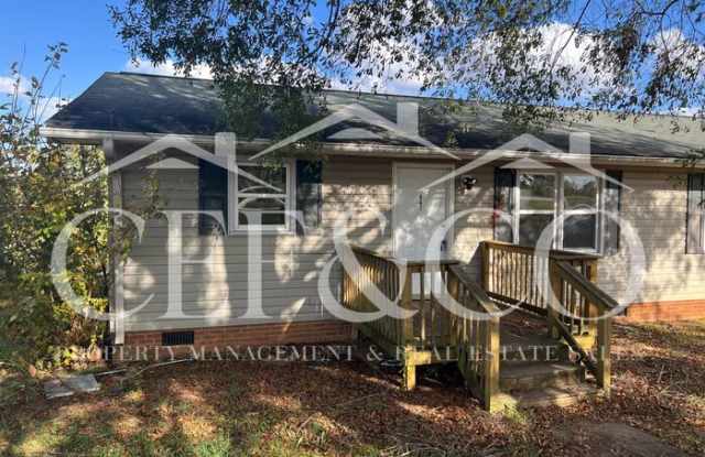 641 South 1858 - 641 South 1858, Spartanburg County, SC 29323
