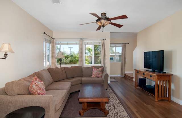 1566 Santa Barbara St. Gallery 4