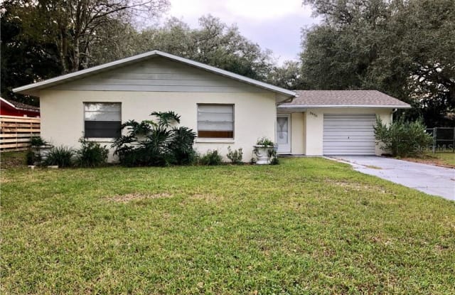 39721 MEADOWOOD LOOP - 39721 Meadowood Loop, Zephyrhills, FL 33542