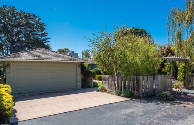 3757 Garden House Sanctuary Gallery 2