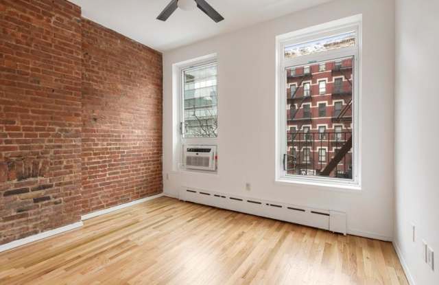 858 Ninth Avenue Gallery 4