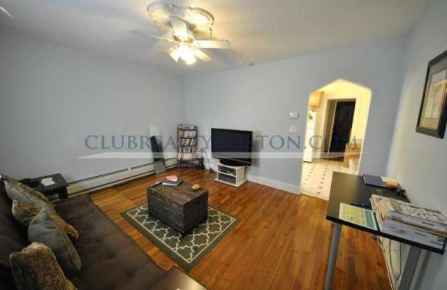 31 Beechcroft St. Gallery 4