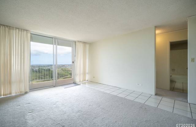 $3,000 / 2 Bed / 2 Bath / 2 Parking – Colonnade on The Green Gallery 4