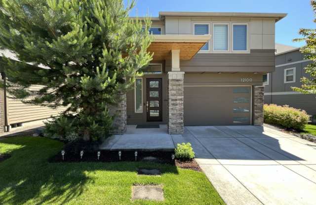 Elegant South Cooper Mountain Home with 4 Bedrooms, Bonus Room, Main-Level Suite & Designer Finishes photos photos