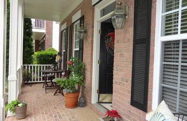 213 N Faulkner Way Gallery 2
