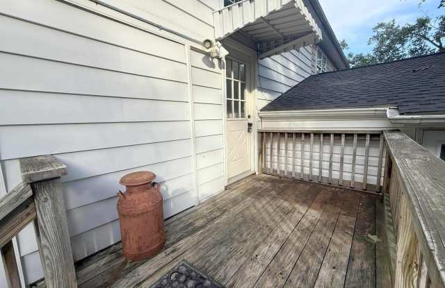 502 LAKEVIEW Avenue Gallery 2