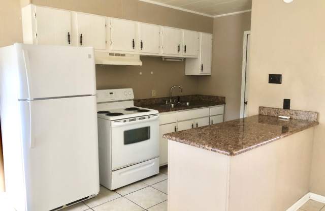 11352 Wardline Rd. - 1 - 11352 Wardline Road, Tangipahoa County, LA 70401