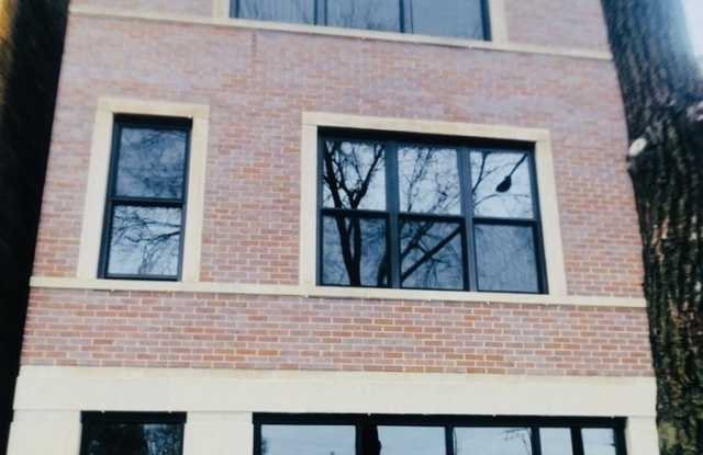 2157 N Western Avenue unit: 2 photos photos