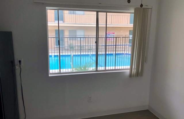 2707 Marathon Drive, 1-G Gallery 2
