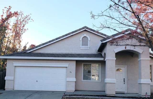 27 Silver Poplar Court Gallery 3