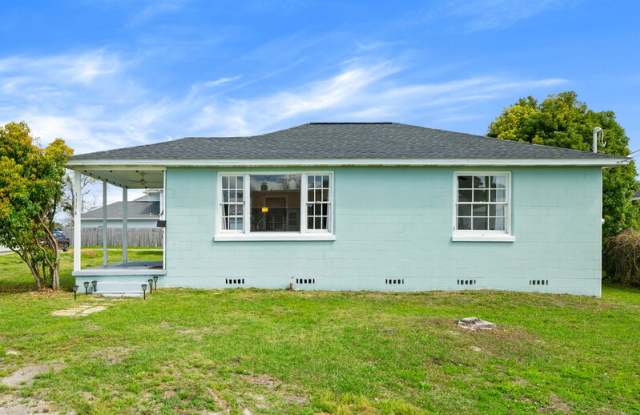 1114 McKenzie - 1 photos photos 1114 McKenzie - 1 photos photos