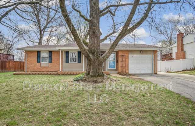33 Vanderbilt Place photos photos