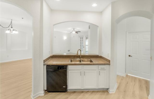 3351 WHITESTONE Circle Gallery 4