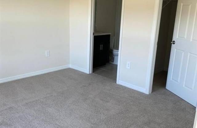 9013 IKE Court Gallery 4