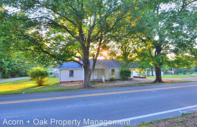 8800 Old NC 86 Gallery 2