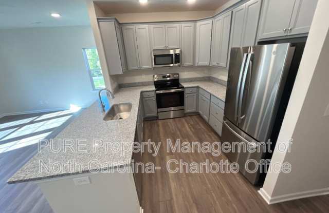 1106 Foundry Dr photos photos