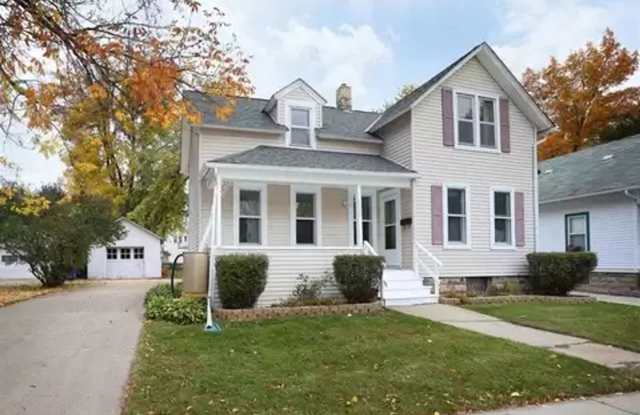 Walkable to downtown Appleton - 1012 West Elsie Street, Appleton, WI 54914 Walkable to downtown Appleton - 1012 West Elsie Street, Appleton, WI 54914