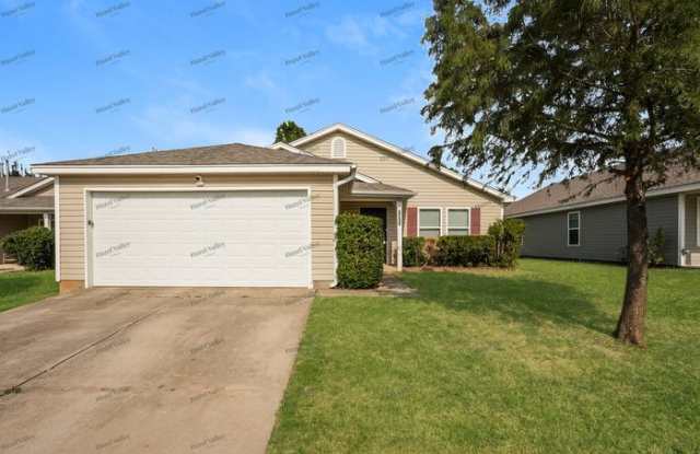 2421 Poppy Lane Gallery 2