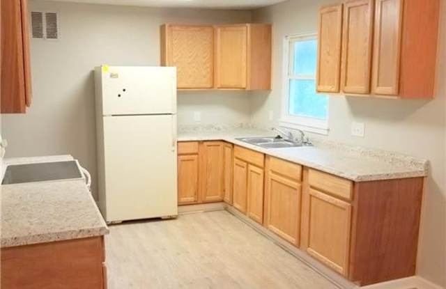 3513 North LAYMAN Avenue Gallery 4